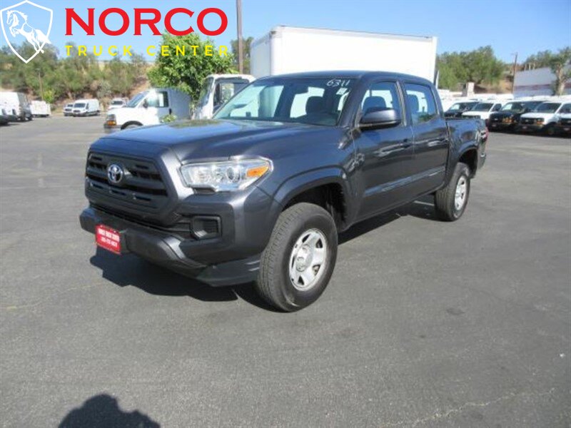 2017 Toyota Tacoma SR V6