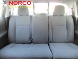 
										2017 Toyota Tacoma SR V6 full									